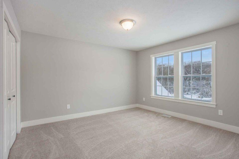 212 Jason Ridge Court Southwest Grand Rapids, MI 49534 - Photo 22 of 35 VLF022-T3390-Bedroom4
