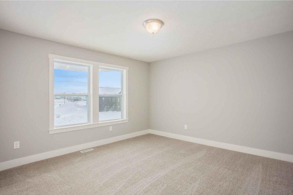 212 Jason Ridge Court Southwest Grand Rapids, MI 49534 - Photo 23 of 35 VLF022-T3390-Bedroom2