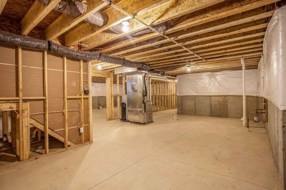 212 Jason Ridge Court Southwest Grand Rapids, MI 49534 - Photo 27 of 35 VLF022-T3390-Basement1