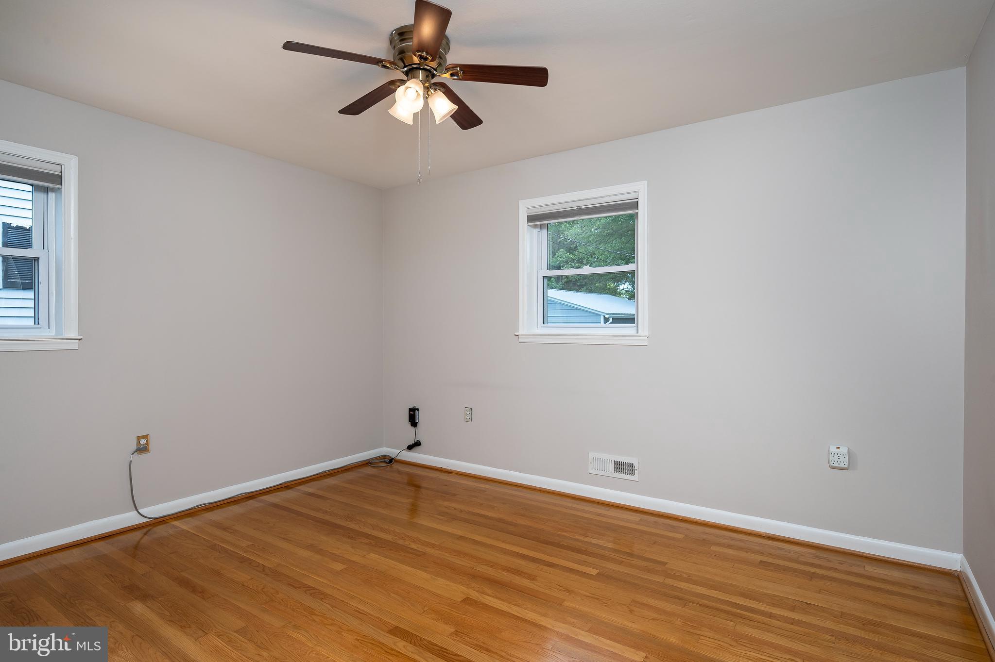 1202 Canberwell Road Baltimore, MD 21228 - Photo 12 of 43 Primary Bedroom