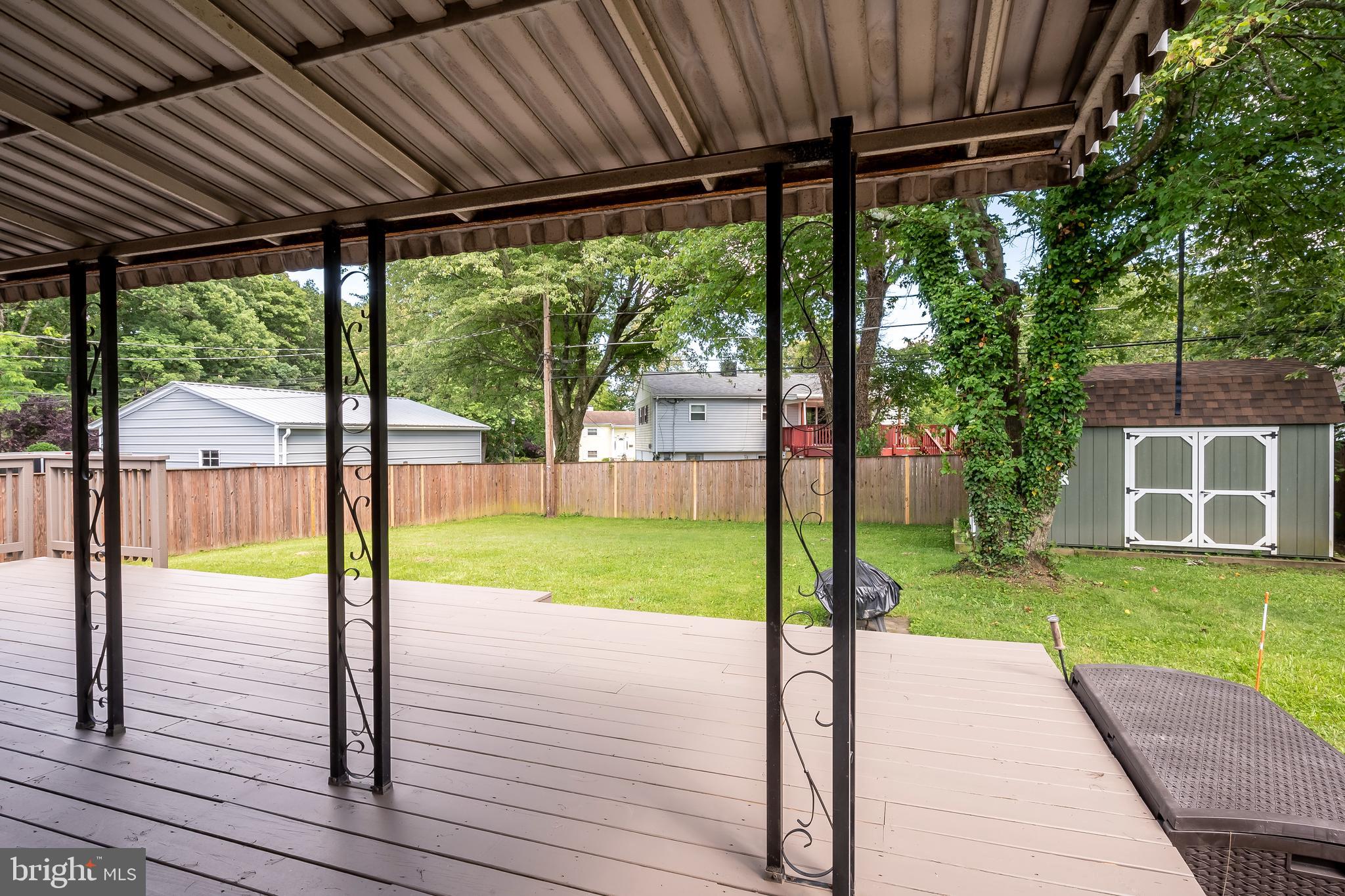 1202 Canberwell Road Baltimore, MD 21228 - Photo 29 of 43 Back Patio (alt view)