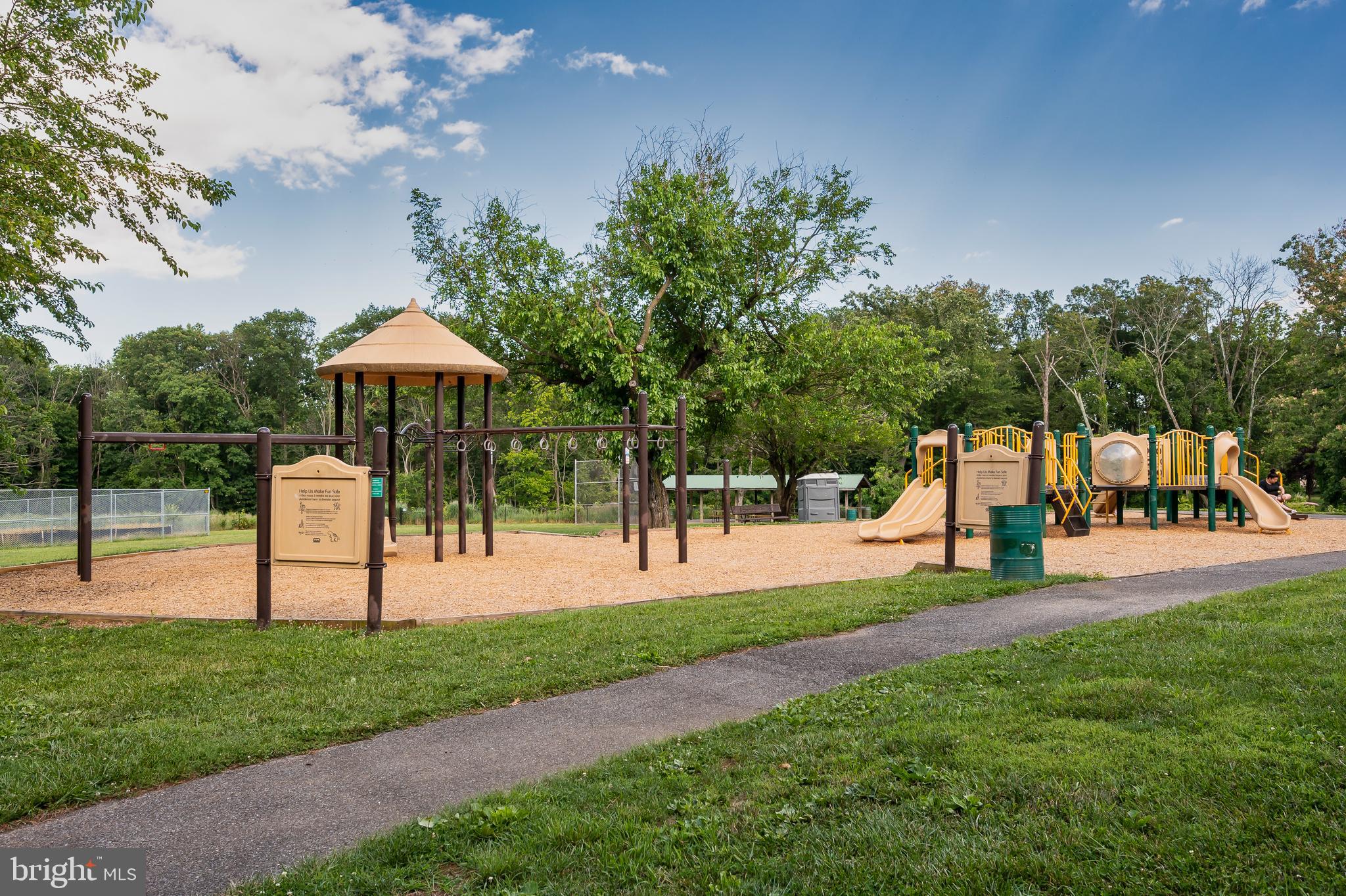 1202 Canberwell Road Baltimore, MD 21228 - Photo 38 of 43 Westview Community Park