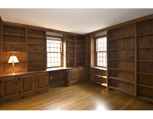 18 Cedar Street Boxford, MA 01921 - Photo 11 of 16