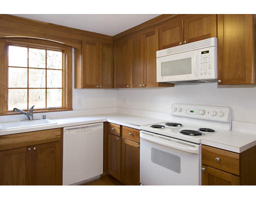 18 Cedar Street Boxford, MA 01921 - Photo 8 of 16