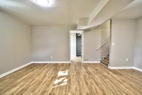 $218,900 | 1839 Kingston Drive, Saginaw, MI 48638