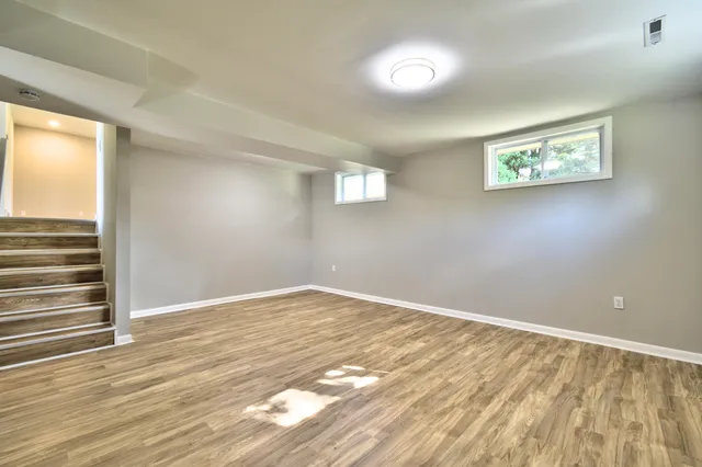 $239,900 | 1839 Kingston Drive, Saginaw, MI 48638