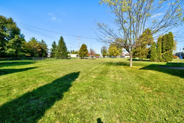 $239,900 | 1839 Kingston Drive, Saginaw, MI 48638