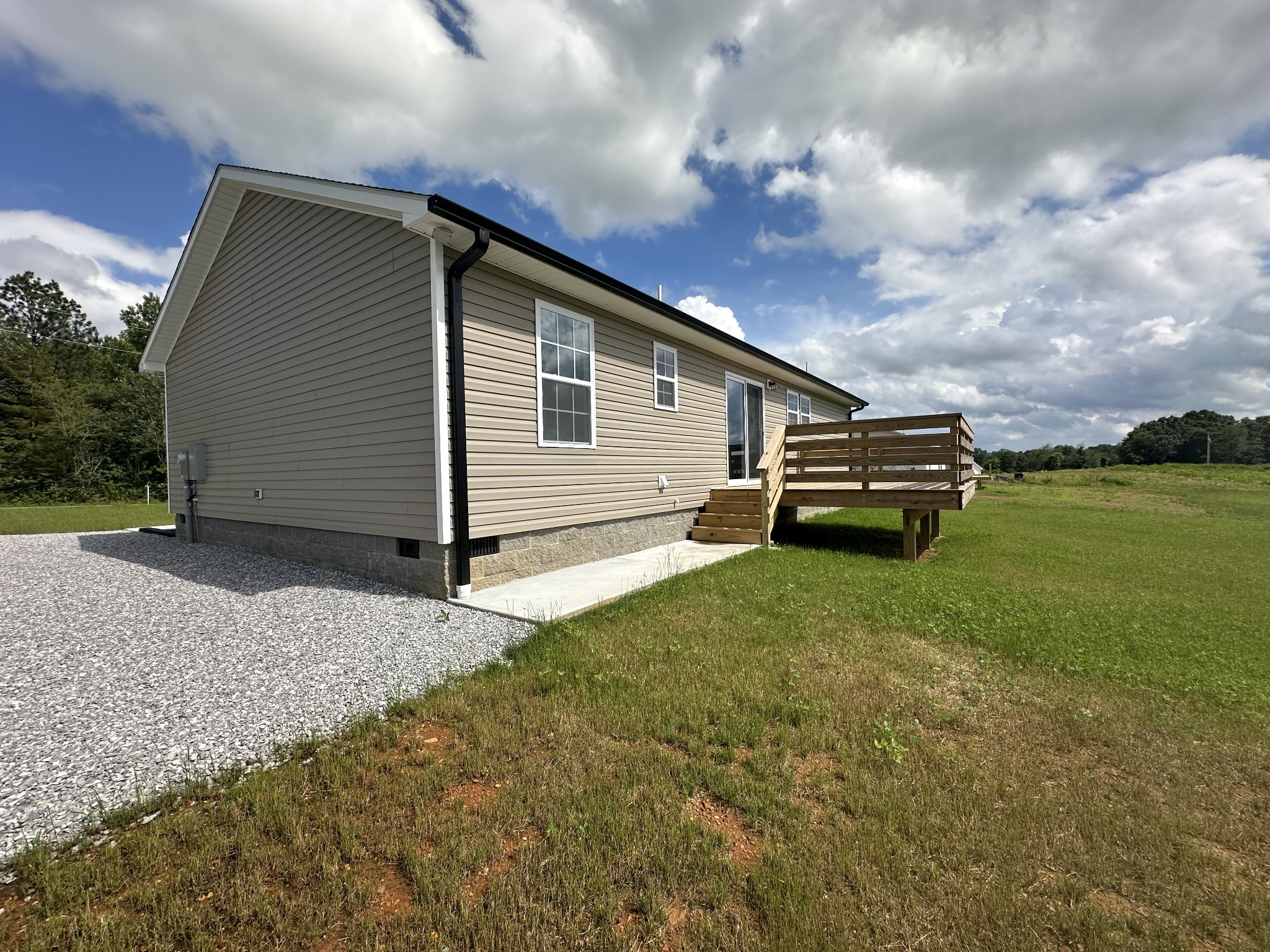 191 Rigling Road Loretto, TN 38469 - Photo 4 of 19