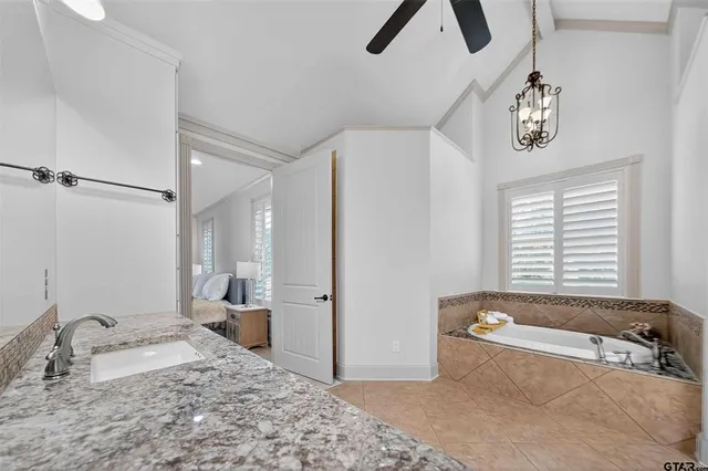 $1,395,000 | 14052 Pine Overlook Drive, Flint, TX 75762