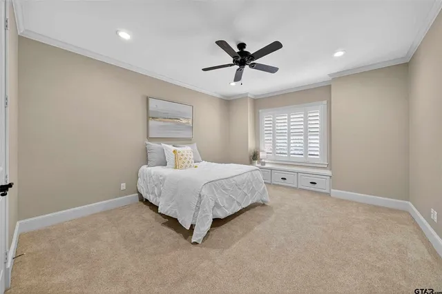 $1,395,000 | 14052 Pine Overlook Drive, Flint, TX 75762