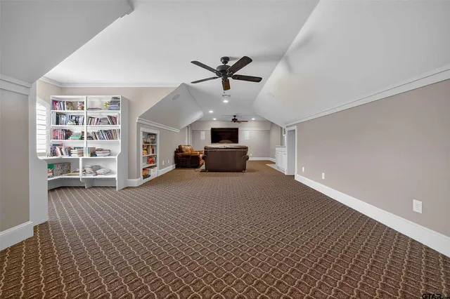 $1,395,000 | 14052 Pine Overlook Drive, Flint, TX 75762