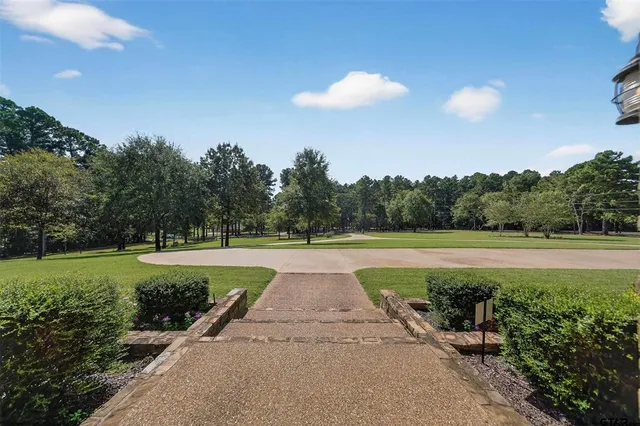 $1,395,000 | 14052 Pine Overlook Drive, Flint, TX 75762