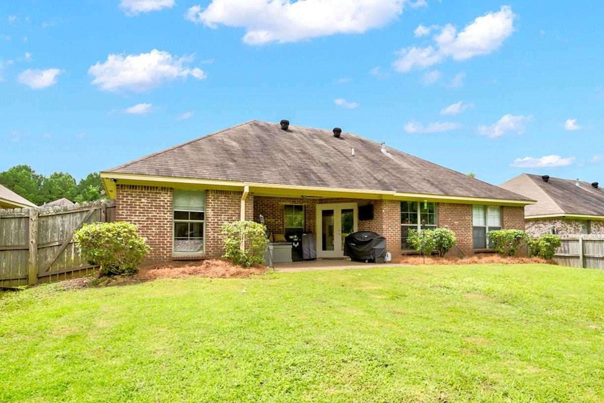 327 Azalea Court Brandon, MS 39047 - Photo 3 of 25 Photo 5