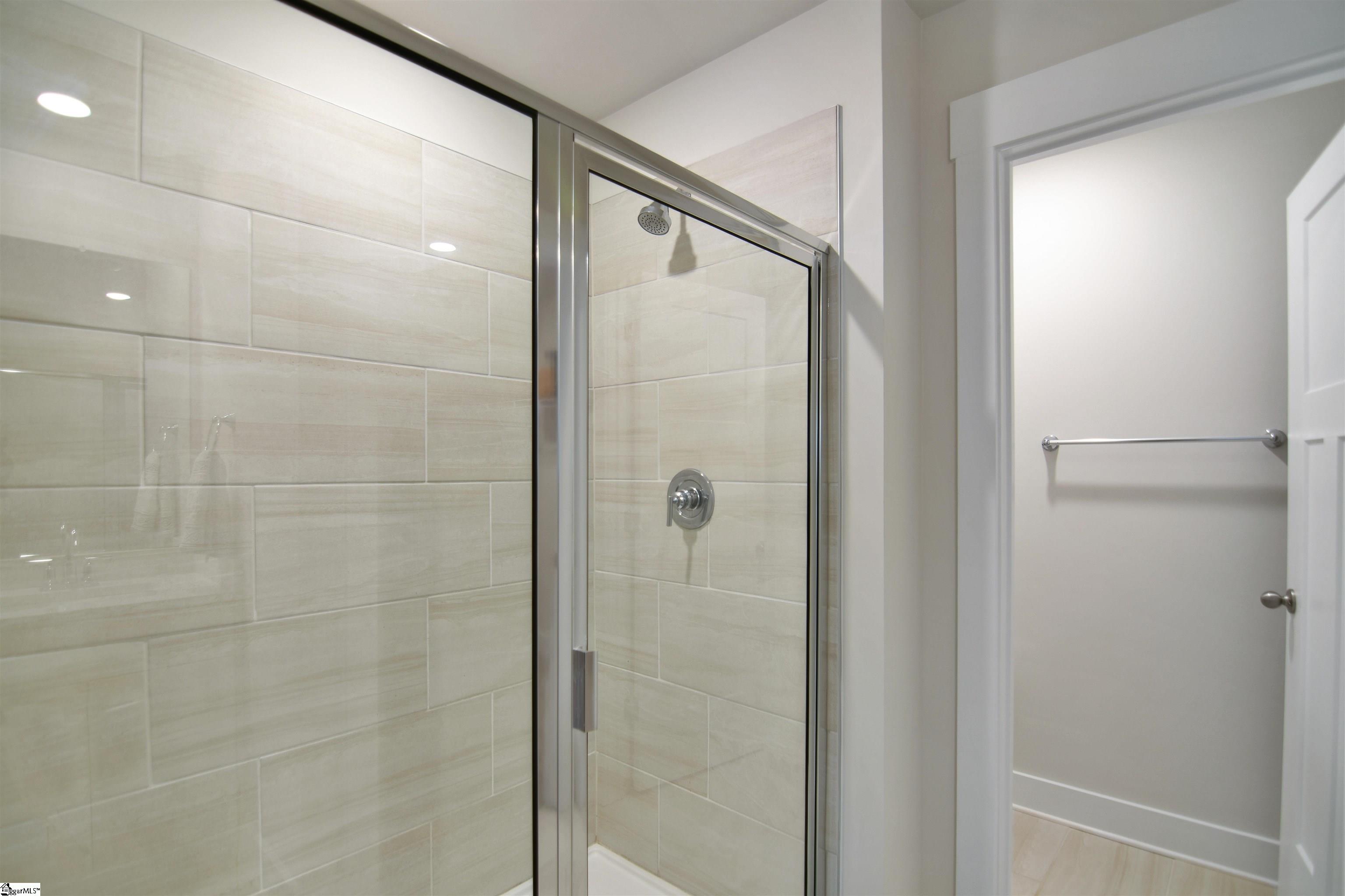 105 Boren Way Greenville, SC 29607 - Photo 25 of 38