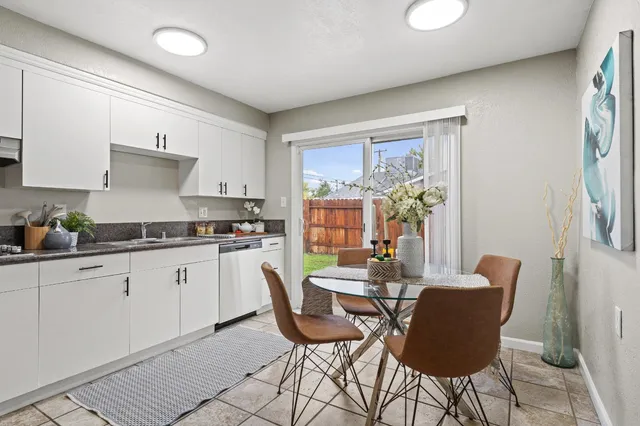 $369,000 | 126 Barton Way, Sacramento, CA 95838