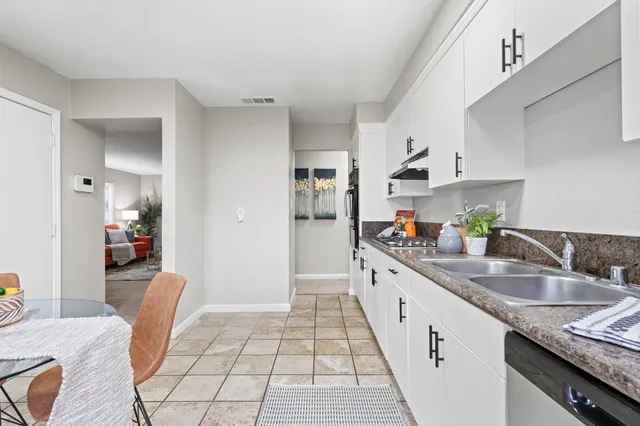 $369,000 | 126 Barton Way, Sacramento, CA 95838