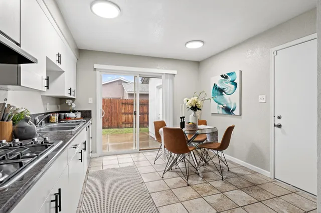 $369,000 | 126 Barton Way, Sacramento, CA 95838