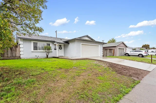 $369,000 | 126 Barton Way, Sacramento, CA 95838