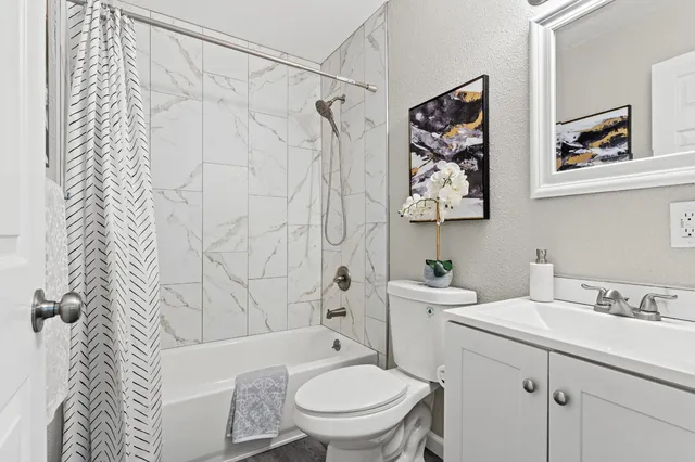 $369,000 | 126 Barton Way, Sacramento, CA 95838