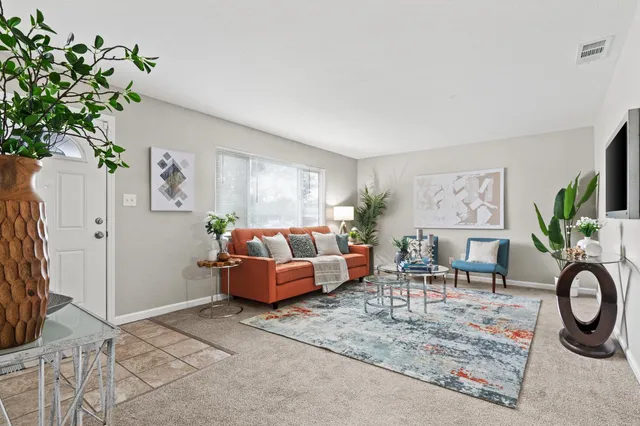 $369,000 | 126 Barton Way, Sacramento, CA 95838