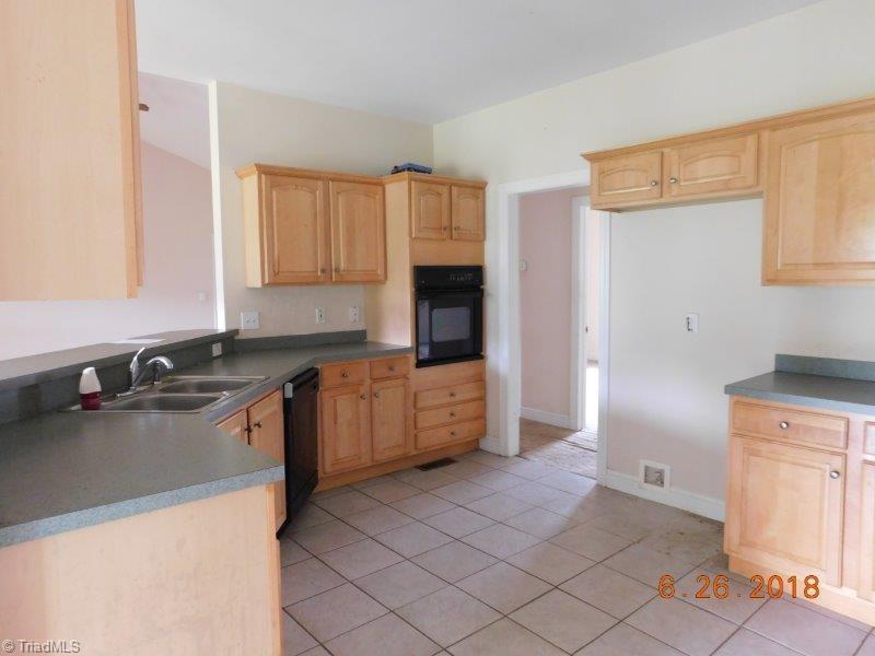 3202 Spring Mill Road Greensboro, NC 27406 - Photo 18 of 30 Gallery Image 18