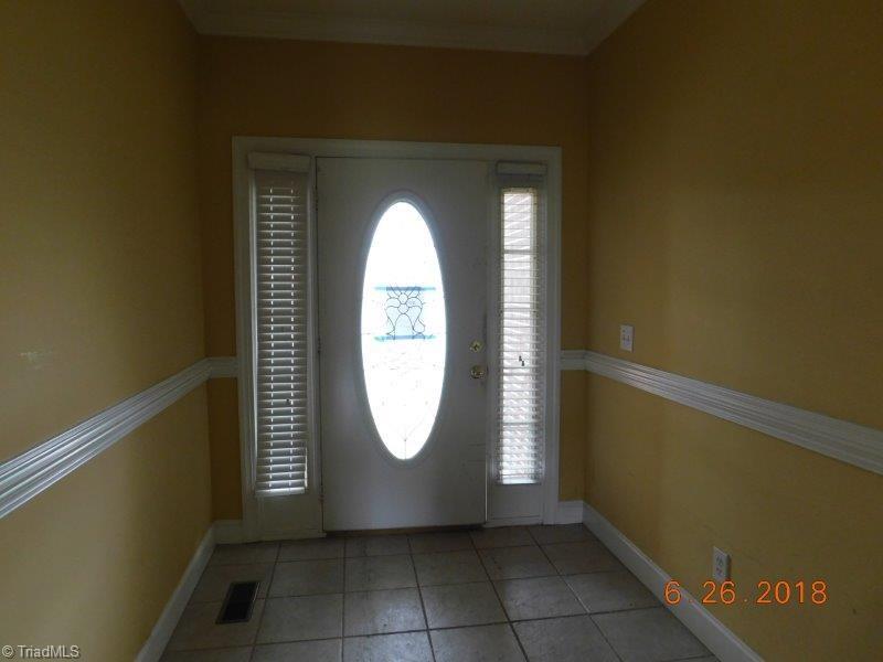 3202 Spring Mill Road Greensboro, NC 27406 - Photo 4 of 30 Gallery Image 4