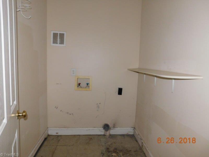 3202 Spring Mill Road Greensboro, NC 27406 - Photo 10 of 30 Gallery Image 10