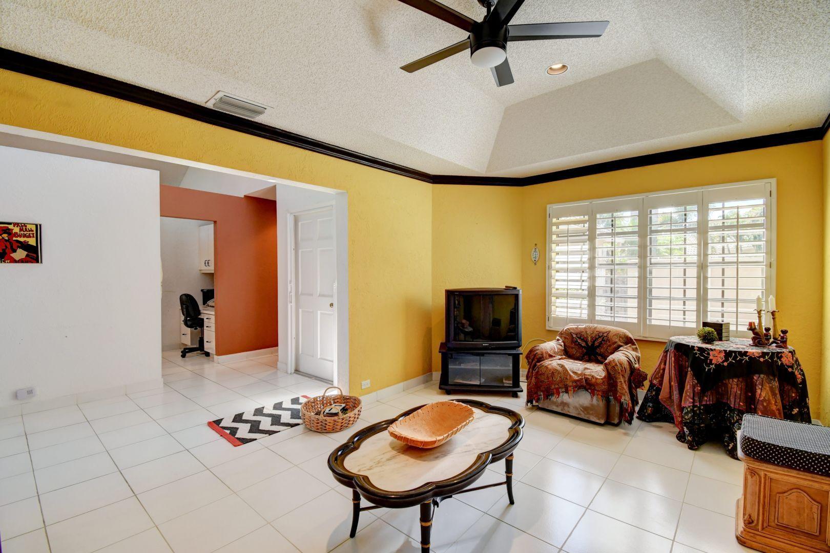 17517 Vía Capri Boca Raton, FL 33496 - Photo 20 of 31 23_dsc_3669_70_71_72_73