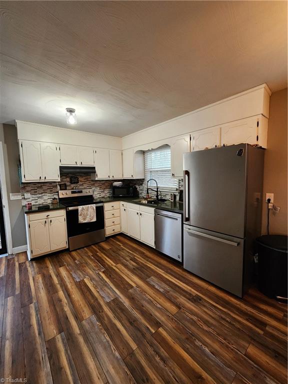 177 Duke Road Mount Airy, NC 27030 - Photo 8 of 15 Gallery Image 8