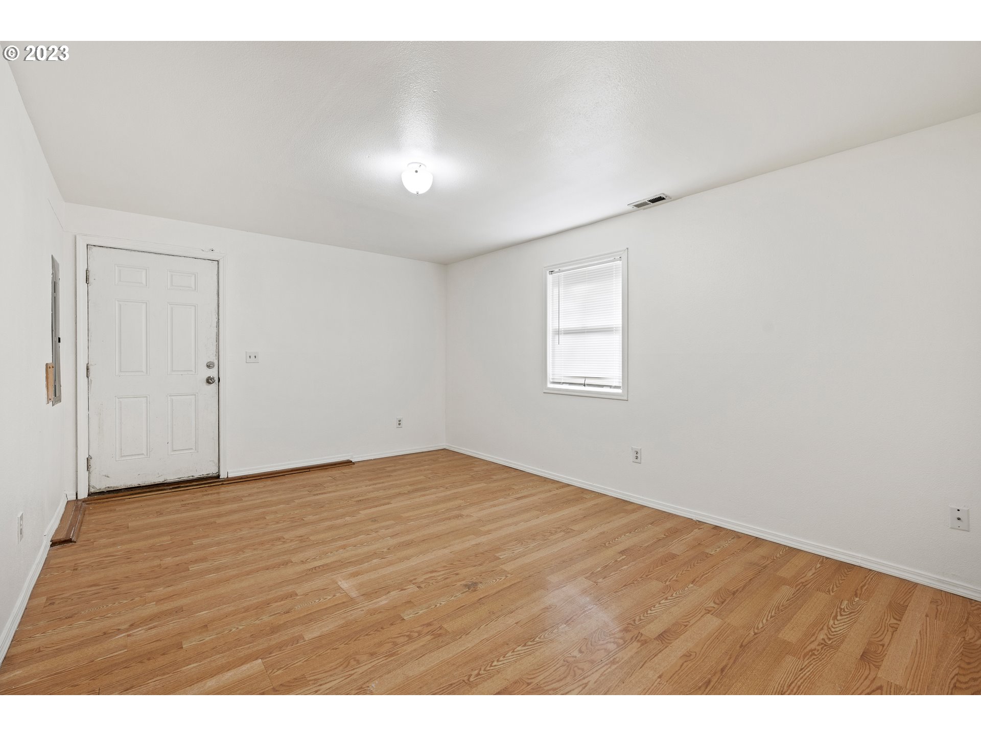 30718 Northwest 10th Court Ridgefield, WA 98642 - Photo 26 of 31 Bedroom