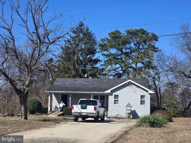 $550,000 | 384 Pine Tavern Road, Monroeville, NJ 08343