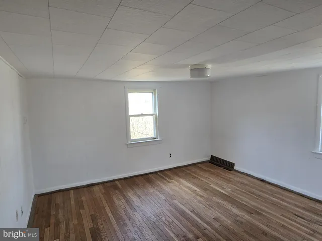 $550,000 | 384 Pine Tavern Road, Monroeville, NJ 08343