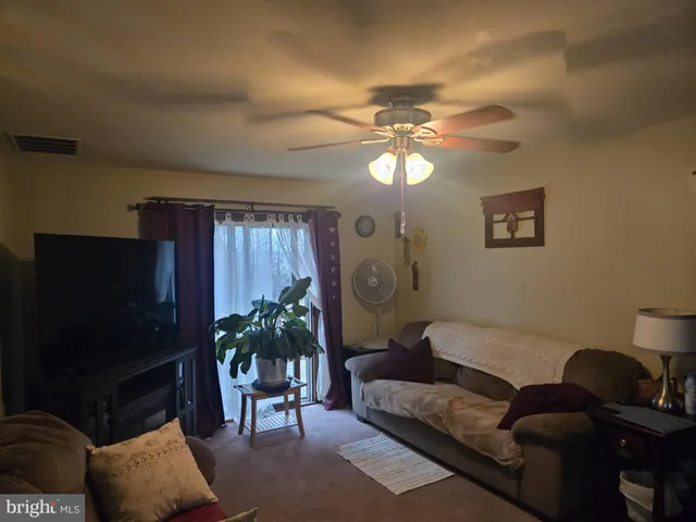 $550,000 | 384 Pine Tavern Road, Monroeville, NJ 08343