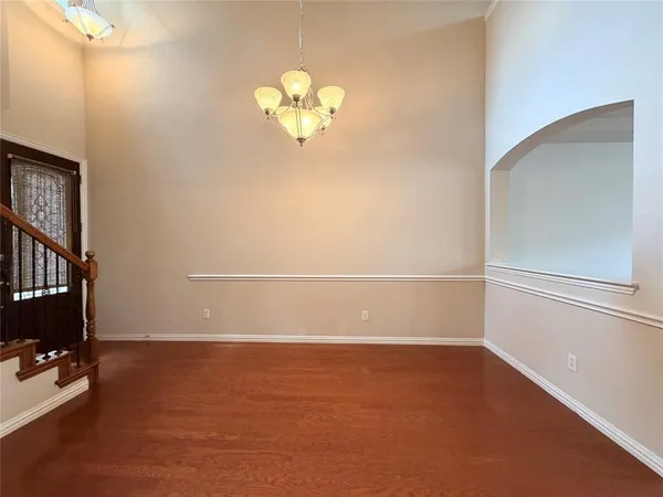 $2,300 | 802 Apple Hill Drive, Allen, TX 75013