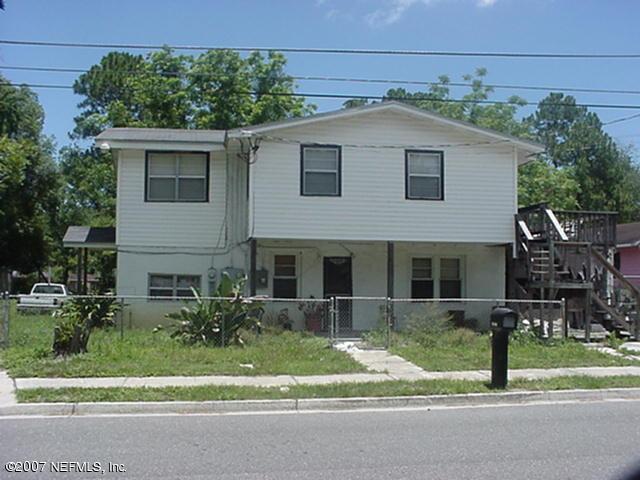 2059 Benedict Road Jacksonville, FL 32209 - Photo 1 of 2 a house view with a garden space