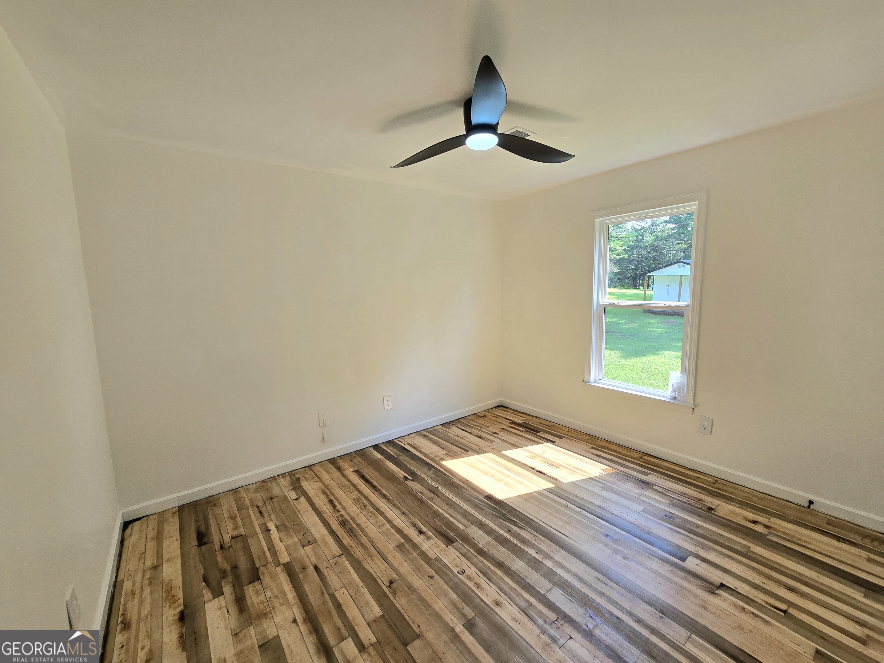 1190 Johnson Road Senoia, GA 30276 - Photo 18 of 21 Gallery Image 18