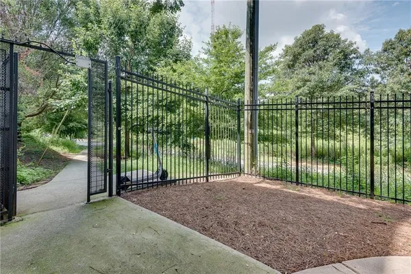 $1,800 | 821 Ralph McGill Boulevard Northeast, Unit 2304, Atlanta, GA 30306