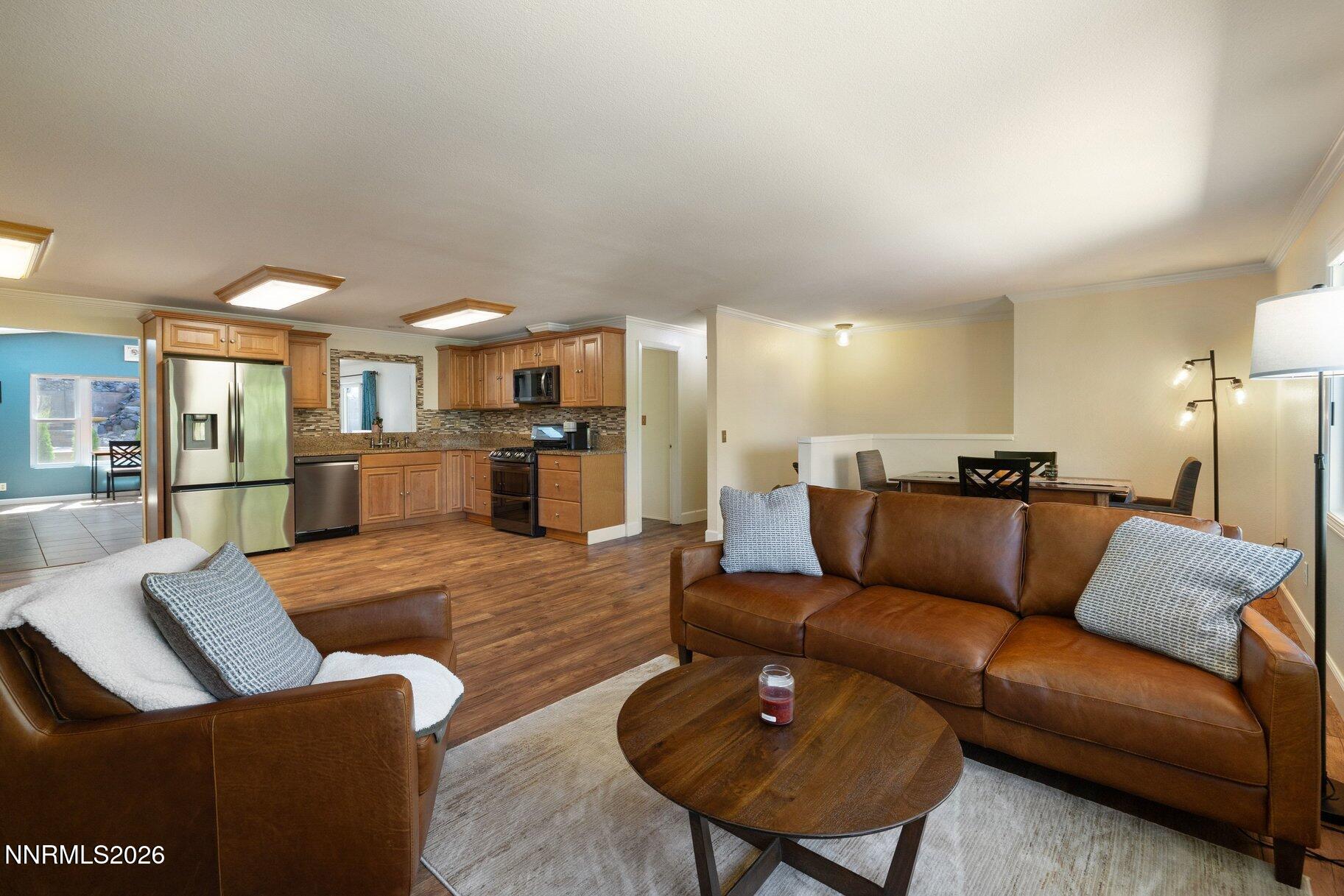 3850 Raven Way Reno, NV 89509 - Photo 3 of 42 003_18-print-3850_raven-11_786
