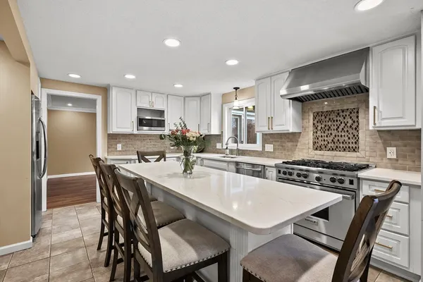 $574,900 | 12 Old Carriage Drive, Wilbraham, MA 01095