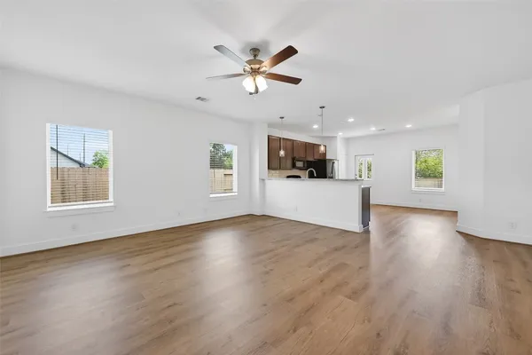 $2,100 | 4506 Blue Mountain Laurel Street, Pinehurst, TX 77362