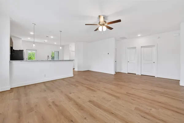 $2,100 | 4506 Blue Mountain Laurel Street, Pinehurst, TX 77362