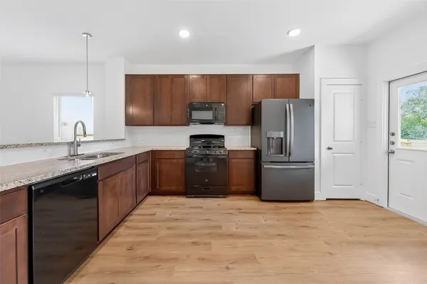 $2,100 | 4506 Blue Mountain Laurel Street, Pinehurst, TX 77362