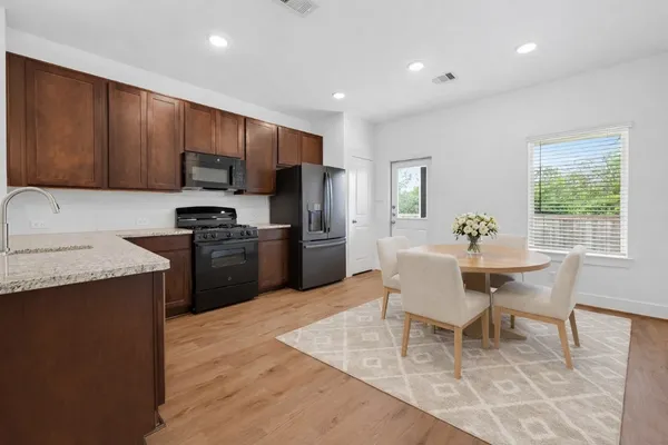$2,100 | 4506 Blue Mountain Laurel Street, Pinehurst, TX 77362