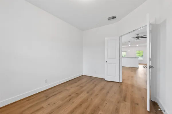 $2,100 | 4506 Blue Mountain Laurel Street, Pinehurst, TX 77362