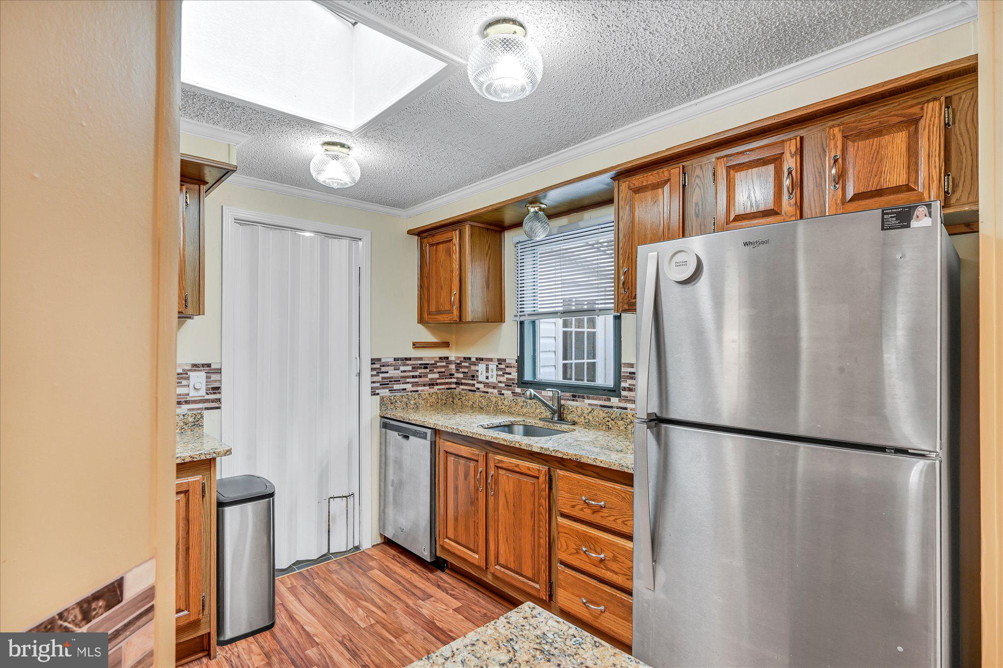 9 Ash Drive Manheim, PA 17545 - Photo 11 of 28 Kitchen
