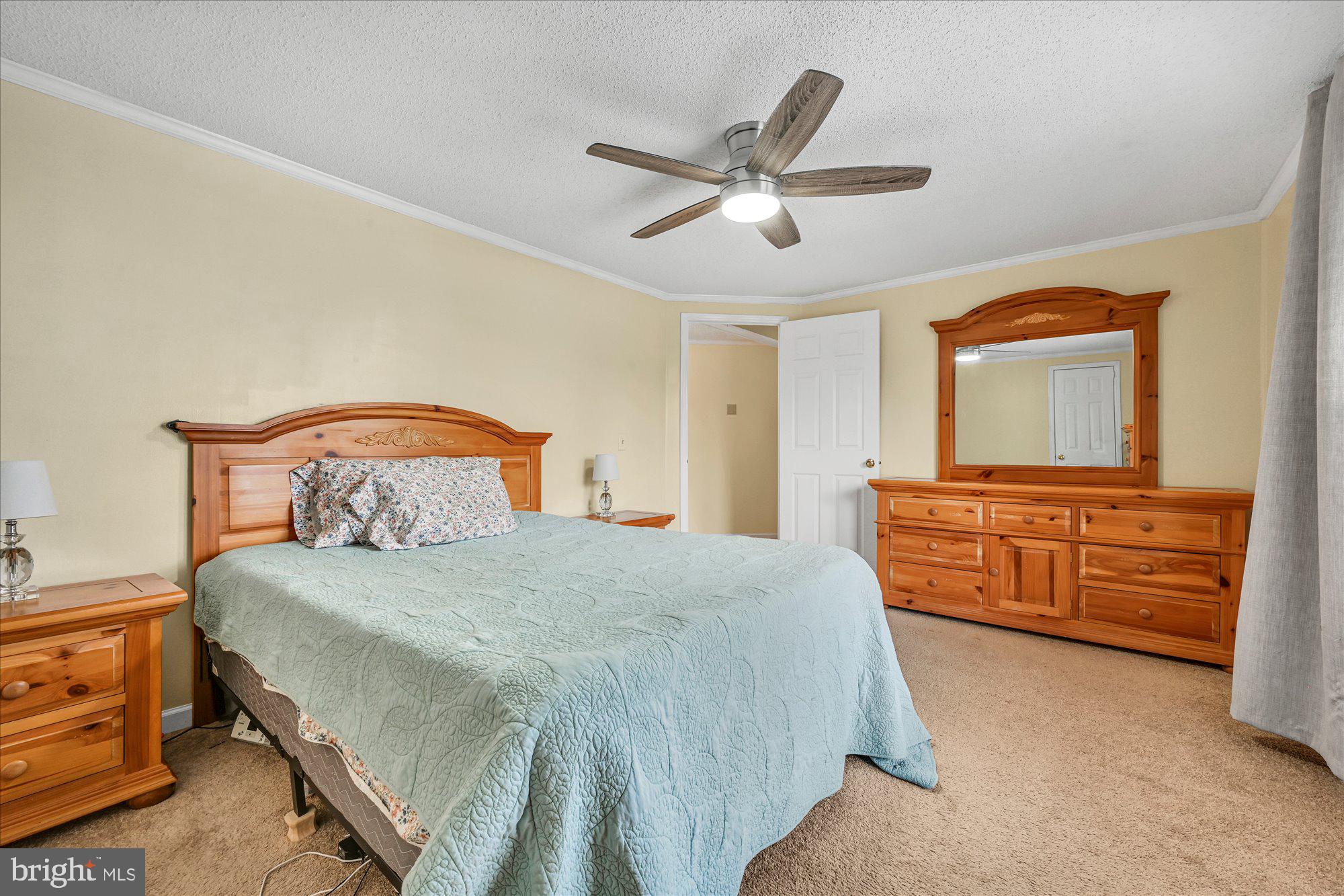 9 Ash Drive Manheim, PA 17545 - Photo 22 of 28 Bedroom 2