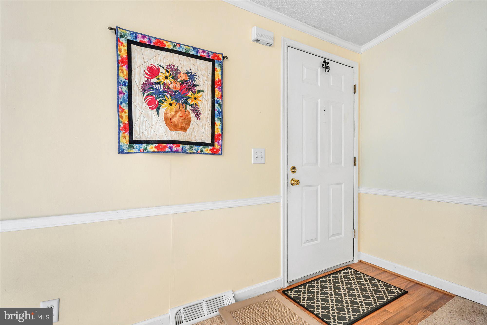 9 Ash Drive Manheim, PA 17545 - Photo 3 of 28 Entry