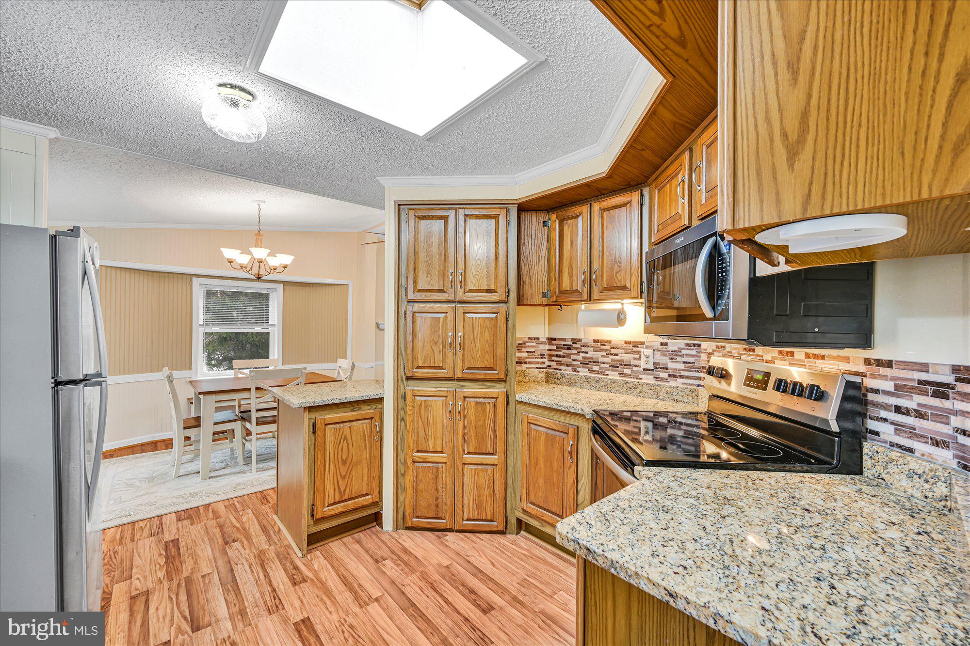 9 Ash Drive Manheim, PA 17545 - Photo 10 of 28 Kitchen