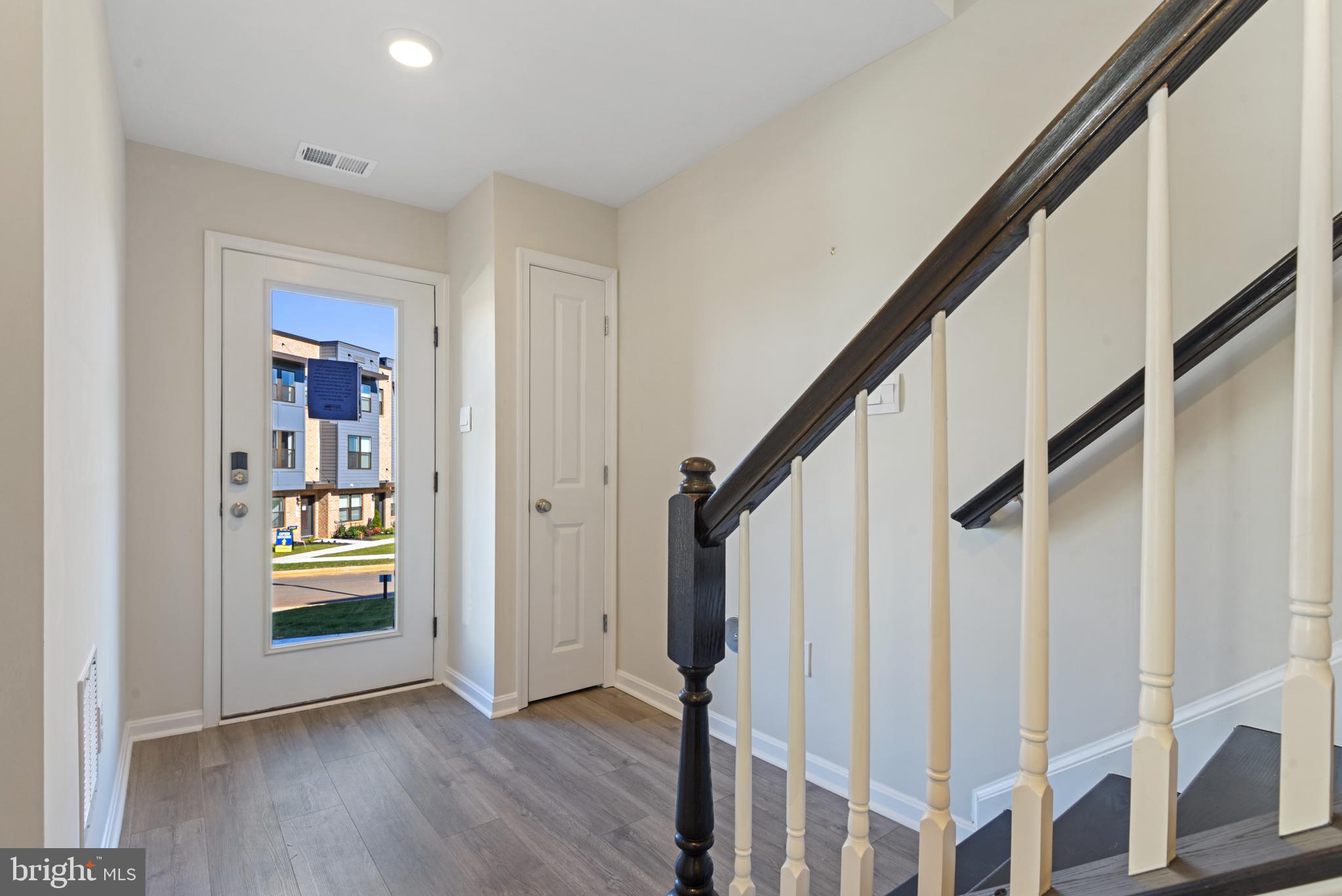 406 Carroll Parkway Frederick, MD 21701 - Photo 7 of 39