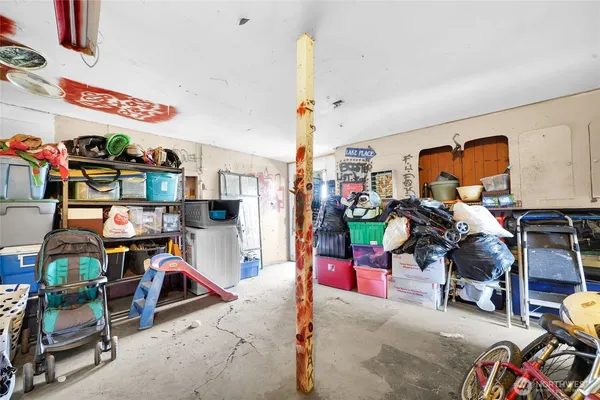 $199,000 | 4064 Airway Drive Northeast, Moses Lake, WA 98837